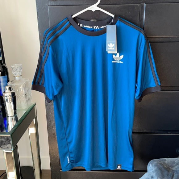 adidas Other - Adidas skateboard/workout tee